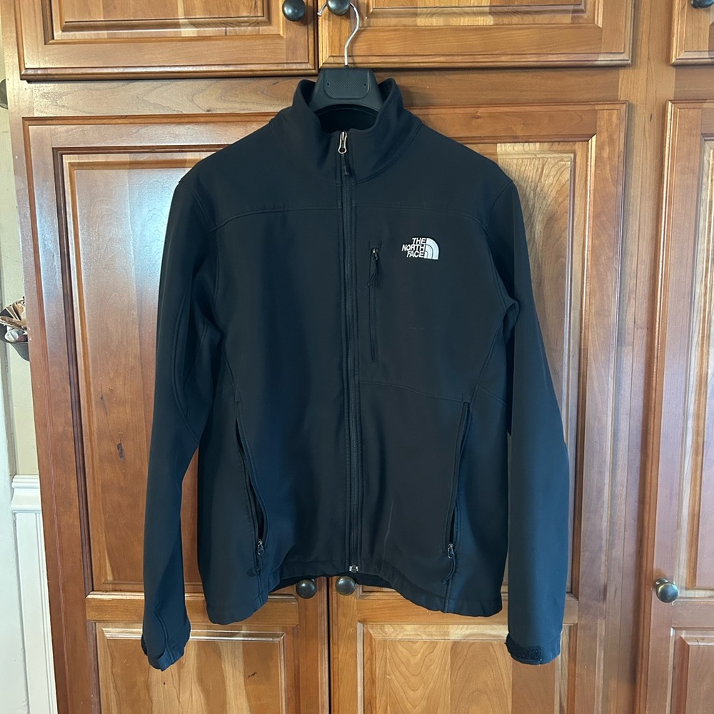 The North Face Men's Black Performance Jacket